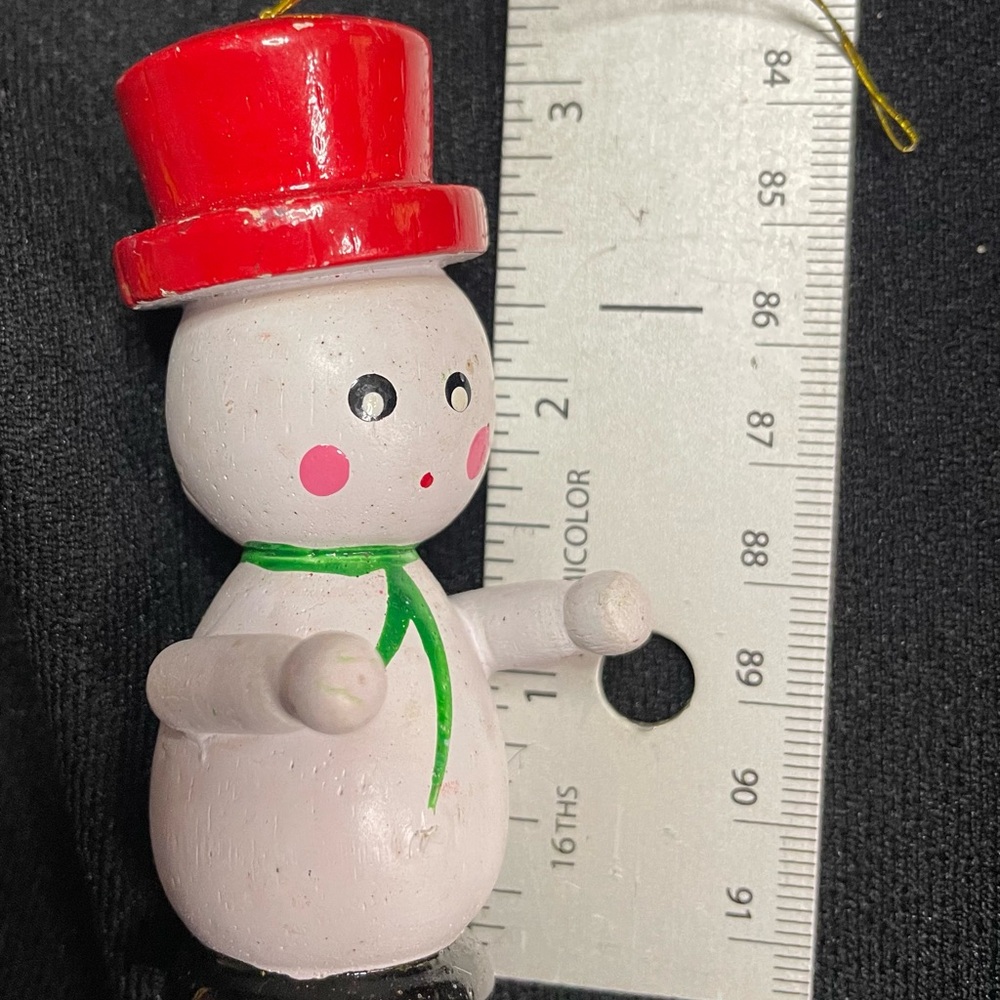 VTG Set of 4 Small Festive Wooden Toy Christmas Ornaments - Picture 5 of 8